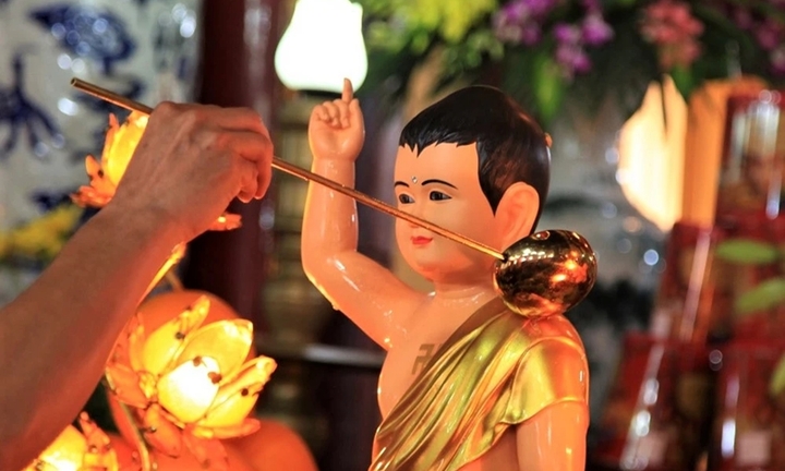 Nguồn gốc và ý nghĩa lễ Phật đản