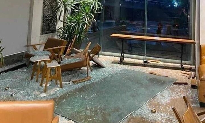 Nữ bác sĩ bị tấm kính quán cà phê rơi trúng: Hai bên thống nhất phương án xử lý