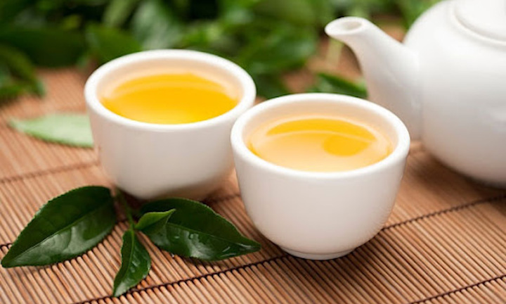 Uống trà xanh sai thời điểm ảnh hưởng đến sức khoẻ thế nào?