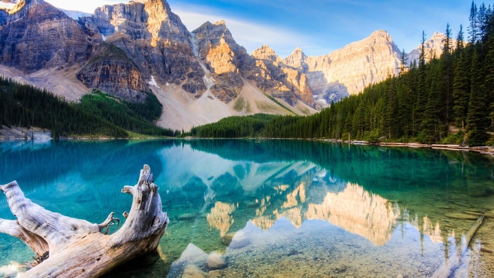 Sức hút của 'viên ngọc xanh' huyền bí ở Canada, mê hoặc các đôi tình nhân