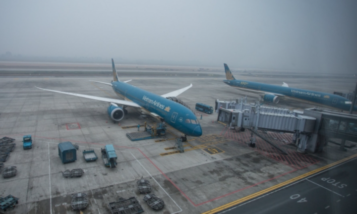 Bộ Chính trị thống nhất việc nghiên cứu thành lập sân bay thứ hai ở Hà Nội