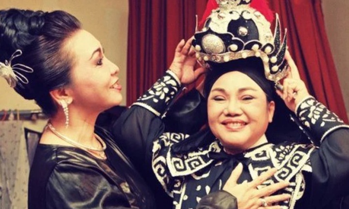 NSND Ngọc Giàu kể mối thân tình gần 50 năm với NSND Bạch Tuyết