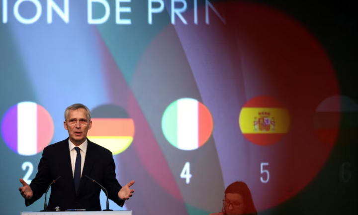 Điện Kremlin: NATO đang đối đầu trực tiếp với Nga