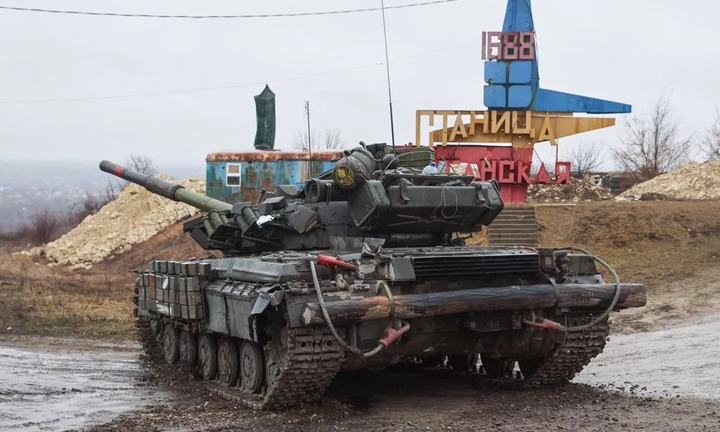 Video lính Ukraine bất ngờ lái xe tăng T-64BV đến cho quân đội Nga