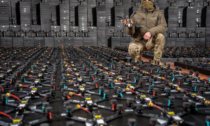 Bức tường biên giới bằng UAV của NATO vô dụng trước Nga