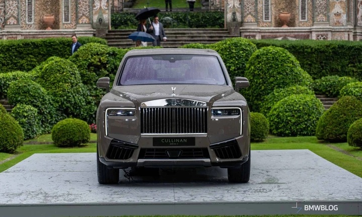 Ảnh thực tế Rolls-Royce Cullinan Series II vừa ra mắt