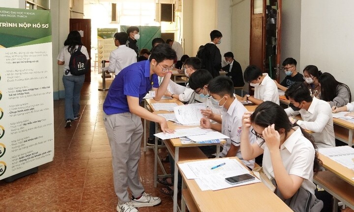 Trường Y khoa Phạm Ngọc Thạch lần đầu xét tuyển tổ hợp có môn Văn