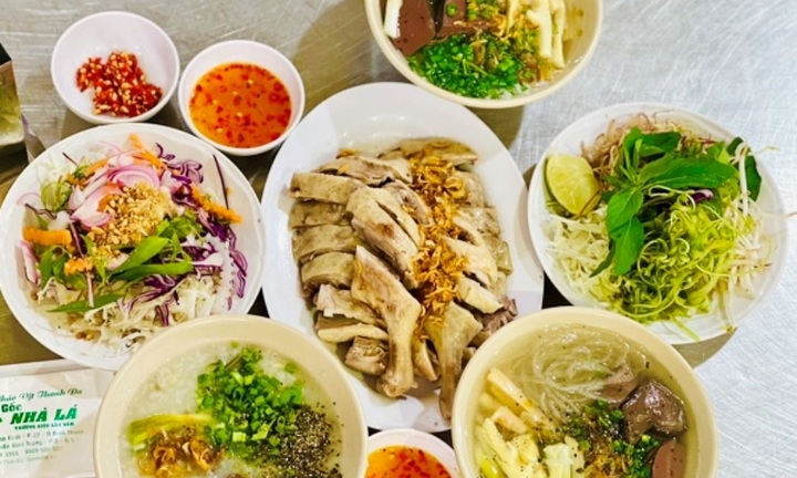 Quán bún măng vịt ngon ở TP.HCM