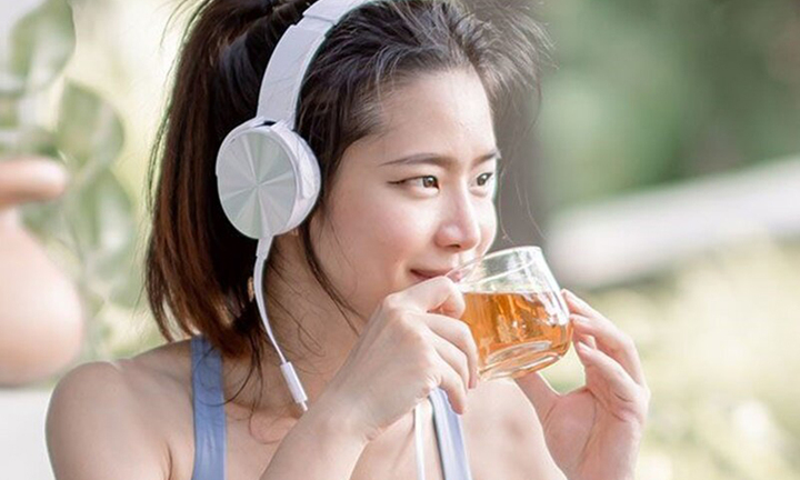 5 loại thức uống dễ kiếm giúp chị em sở hữu vòng 2 thon gọn, da sáng mịn 