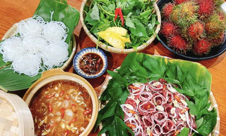 Địa chỉ thưởng thức món bò nhúng mắm ruốc nổi tiếng ở Bình Dương