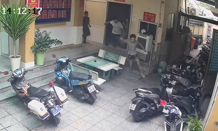 Nghi phạm xin đi vệ sinh để tháo chạy khỏi trụ sở công an