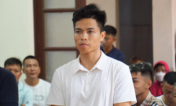 Lái ô tô đâm xe máy để giải quyết mâu thuẫn, giám đốc lĩnh 9 tháng tù