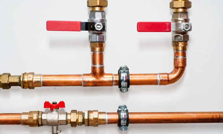 Lý do nên vệ sinh đường ống nước thường xuyên