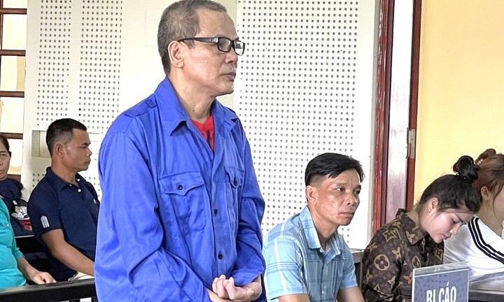 Kẻ đâm gục hàng xóm sau bữa nhậu lãnh 18 năm tù