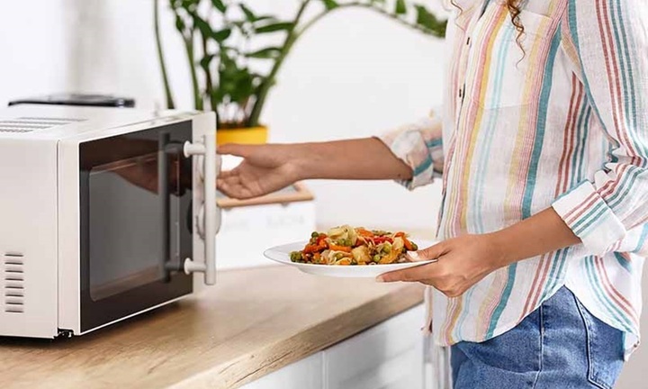 Tại sao lò vi sóng ngày càng bị 'thất sủng', ít được sử dụng hơn trước đây?