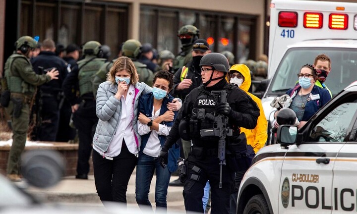 Hai vụ nổ súng ở Mỹ làm nhiều người thương vong