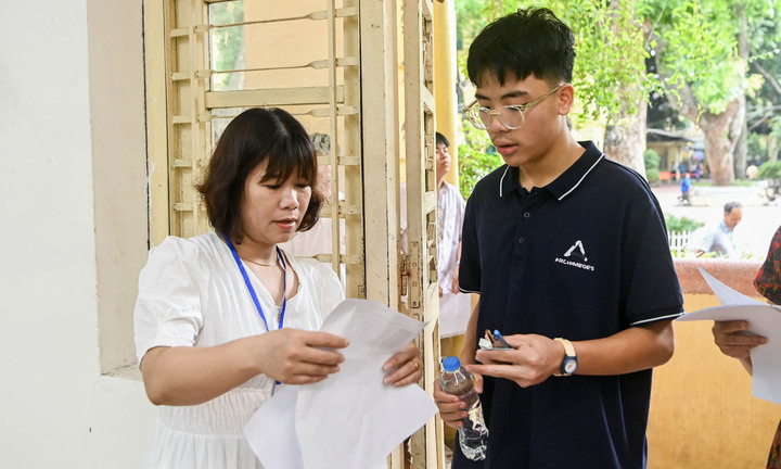 Hơn 470 thí sinh bỏ thi môn Toán lớp 10 Hà Nội 