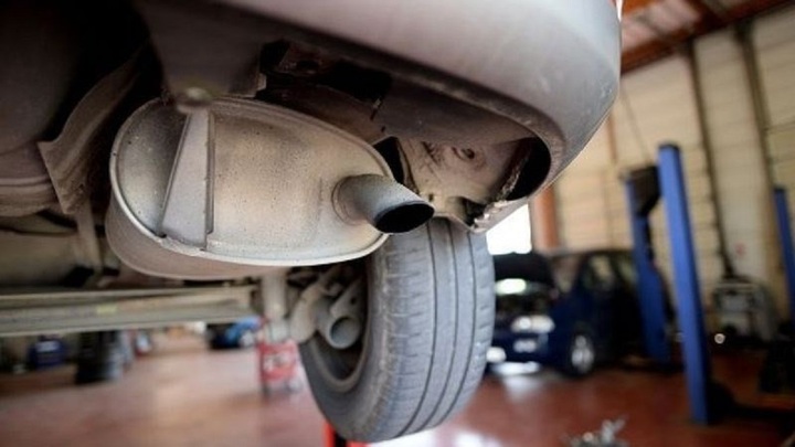 Những âm thanh lạ từ hệ thống ống xả