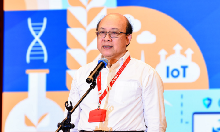 'Sinh viên cần có khát vọng nghiên cứu, tạo sản phẩm ứng dụng cuộc sống'