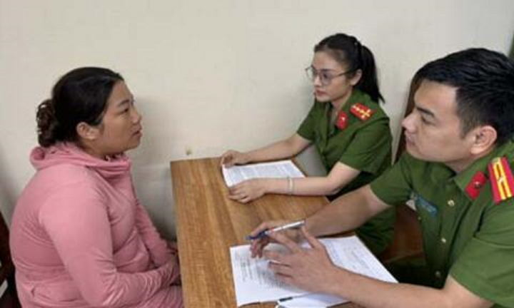 Bắt 'nữ quái' chuyên mua bán trẻ em