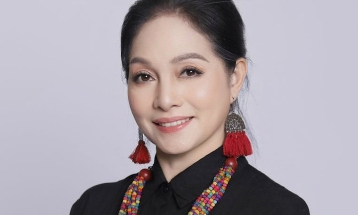 'Phù thủy' đào tạo nhiều ngôi sao ca nhạc nhất Việt Nam ngồi ghế nóng