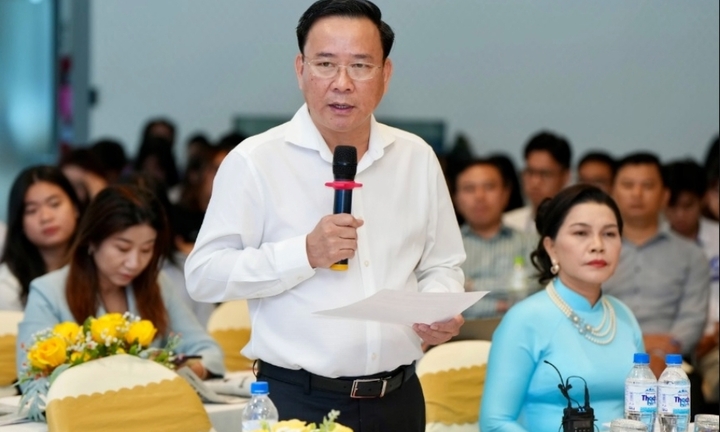 'Tính tiền đất quá cao, giá nhà không thể giảm'