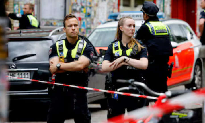 Cảnh sát bắn hạ kẻ cầm vũ khí, giấu chất nổ trong túi đe dọa CĐV EURO 2024