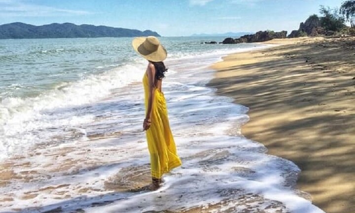 Những bãi biển vắng cho chuyến du lịch hè