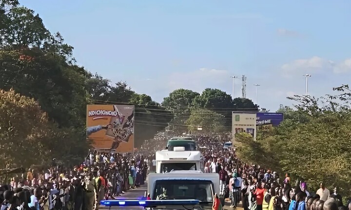 Đoàn xe rước linh cữu Phó Tổng thống Malawi lao vào đám đông, 4 người chết