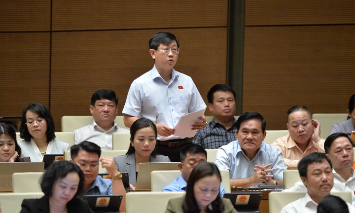 Đại biểu Quốc hội: Cân nhắc việc quy định cứng tỷ lệ 75% quỹ cho công đoàn cơ sở