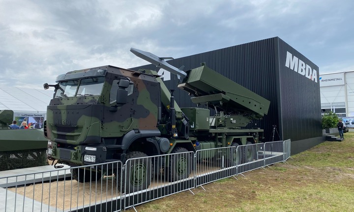 Đức gây bất ngờ khi ra mắt hệ thống pháo binh tầm xa mới