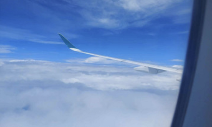 Hai máy bay suýt 'đối đầu', tạm đình chỉ Kiểm soát viên không lưu