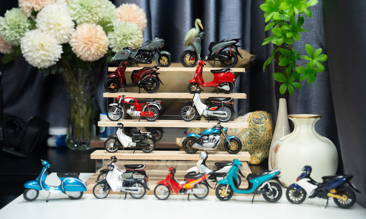 Bộ sưu tập mô hình xe máy bằng đất sét của chàng trai 9X Hà thành