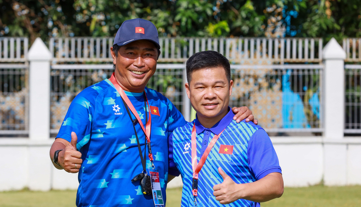 Thắng 15-0, HLV U16 Việt Nam khẳng định 'tôn trọng đối thủ'