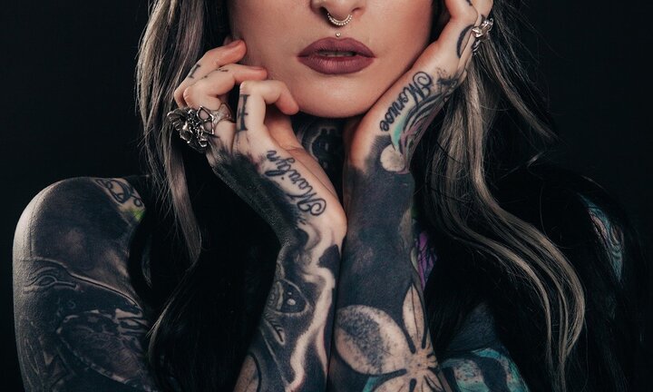 Da lở loét, chảy mủ sau xăm hình