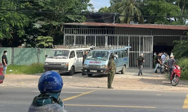 Điều tra vụ 2 người chết bí ẩn trong căn nhà khóa cửa ở Đồng Nai