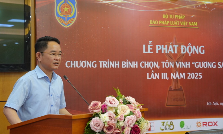 Phát động chương trình bình chọn 'Gương sáng pháp luật'