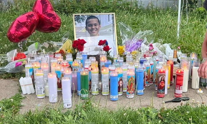 Chĩa súng giả vào cảnh sát, cậu bé 13 tuổi bị bắn chết oan uổng