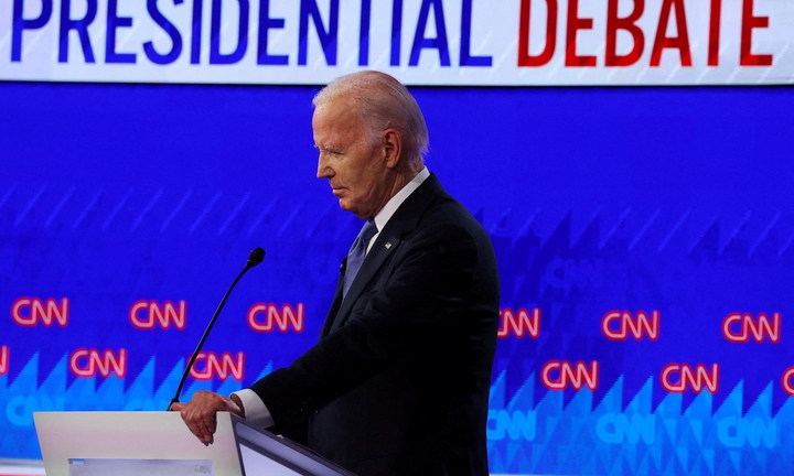 Tổng thống Biden thừa nhận ngủ gật khi đang tranh luận với ông Trump