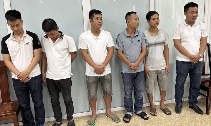 Phá đường dây cá độ bóng đá gần 100 tỷ đồng qua mạng Internet ở Huế