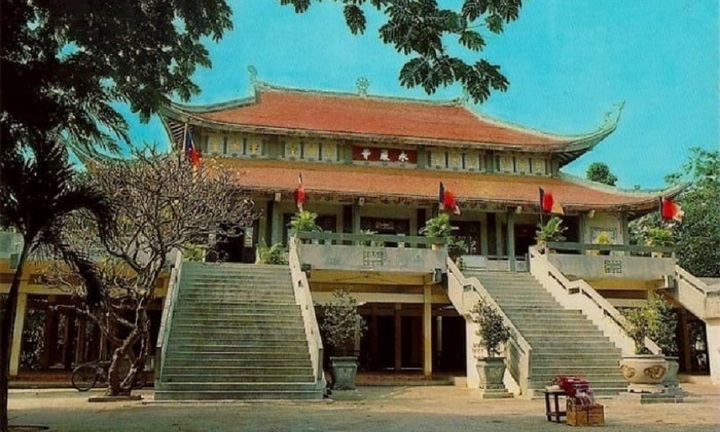 Chùa Hương Tích - ngôi chùa thiêng giữa đại ngàn