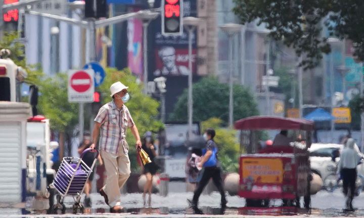 Trung Quốc cảnh báo đợt nắng nóng kéo dài hơn do biến đổi khí hậu gia tăng