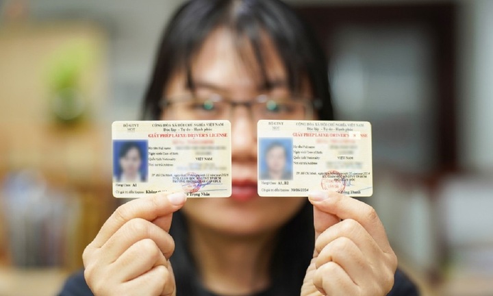 Đã tích hợp bằng lái ô tô và xe máy, có tách được không?