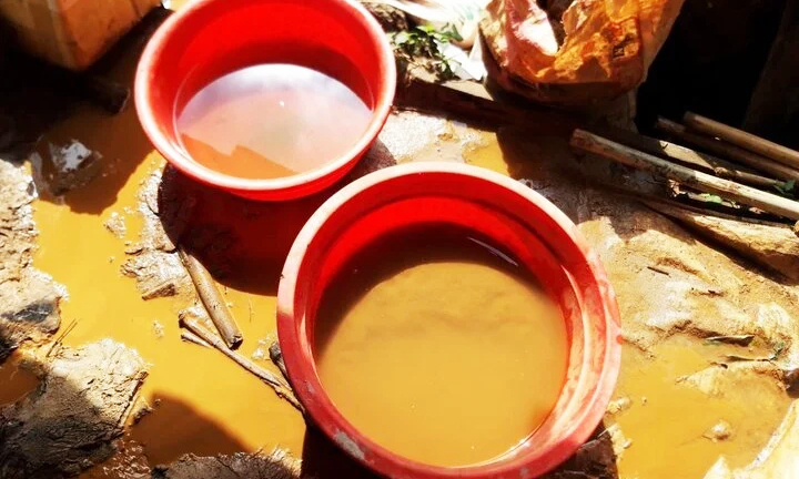 Nhóm người đãi vàng trái phép ở Kon Tum: Chính quyền thông tin