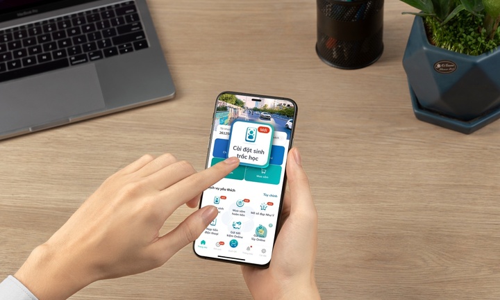 Cảnh báo 'chiêu lừa' giả danh nhân viên ngân hàng cài sinh trắc học
