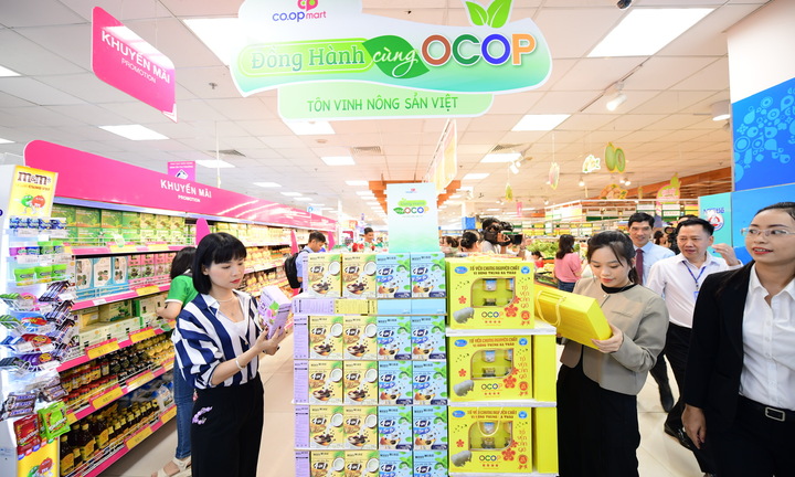 Saigon Co.op tổ chức chương trình 'Đồng hành cùng OCOP - Tôn vinh nông sản Việt'