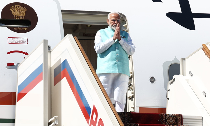 Thủ tướng Ấn Độ Modi bắt đầu chuyến thăm chính thức Nga