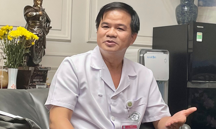 Giám đốc BV Bạch Mai: Số hoá đơn thuốc sẽ hết lo 'chữ bác sĩ xấu, không đọc nổi'