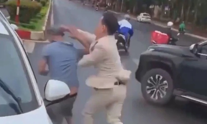 Nghi vấn chú rể tấn công tài xế xe ben sau va chạm giao thông