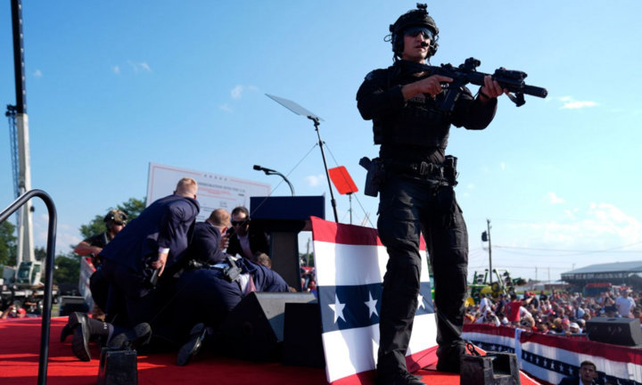 Cảnh tượng hỗn loạn tại vụ nổ súng khiến ông Trump bị thương